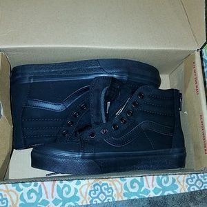 Never worn kids high top Van's